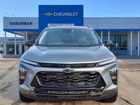 New 2026 Chevrolet Trax ACTIV w/ Sunroof Package image 2