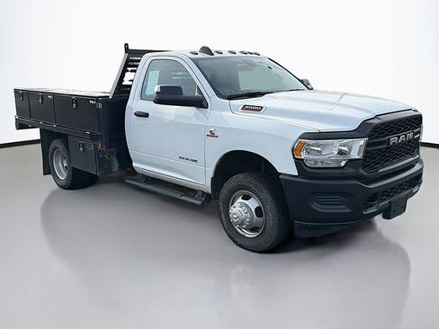 Used 2022 RAM 3500 Tradesman image 2