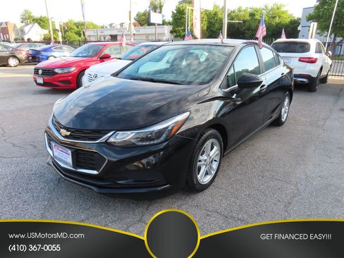 Used 2017 Chevrolet Cruze LT w/ Sun And Sound Package image 1