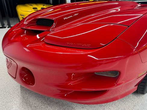 Used 1999 Pontiac Firebird Formula RWD image 26