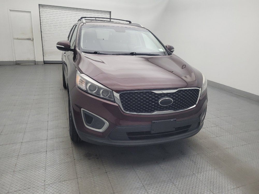 Used 2016 Kia Sorento FWD image 14