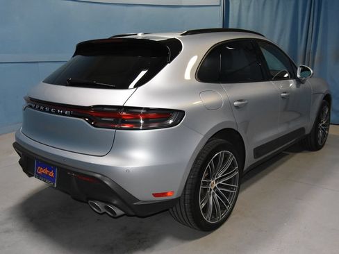 Certified 2026 Porsche Macan AWD/4WD image 29