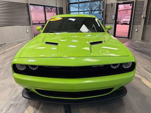 Used 2015 Dodge Challenger R/T Scat Pack w/ Scat Pack Appearance Package image 36
