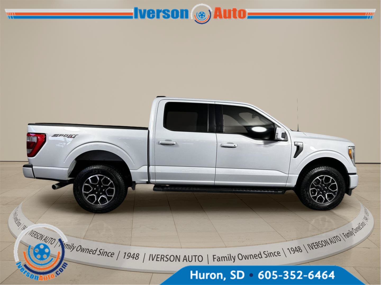 Used 2022 Ford F150 Lariat w/ Equipment Group 502A High AWD/4WD image 9