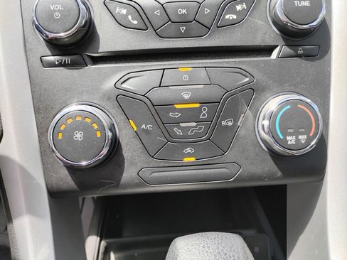 Used 2016 Ford Fusion S FWD image 18