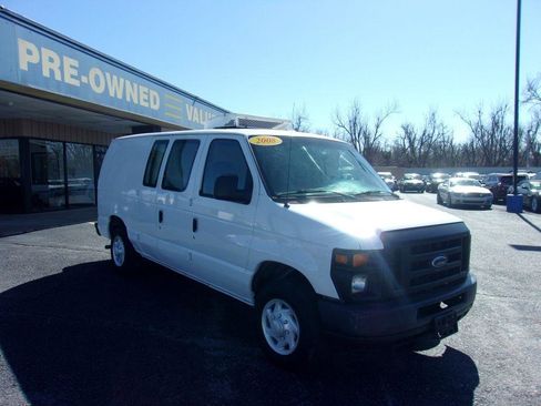 Used 2008 Ford E-150 and Econoline 150 RWD image 3