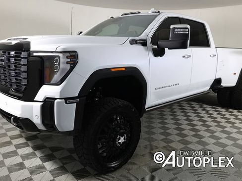 Used 2026 GMC Sierra 3500 Denali Ultimate AWD/4WD image 14