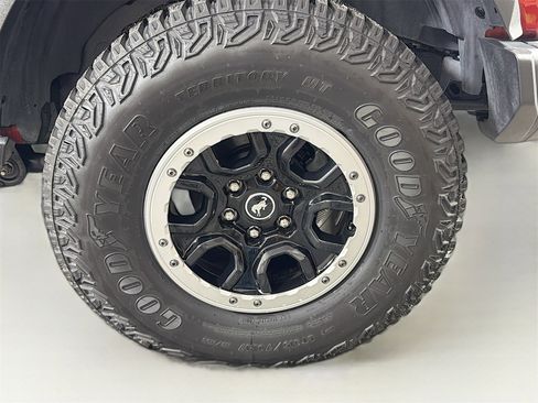 Used 2022 Ford Bronco Badlands w/ Sasquatch Package image 33