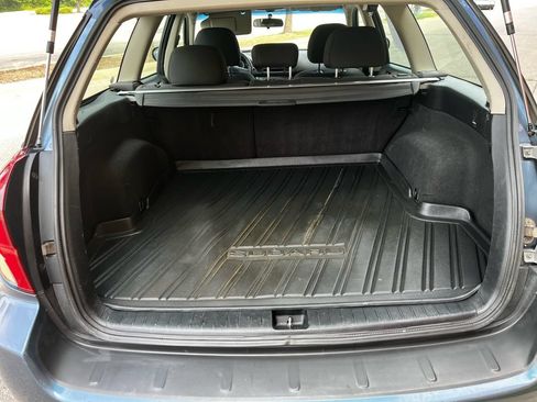 Used 2005 Subaru Legacy 2.5i AWD/4WD image 6