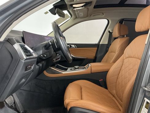 Certified 2023 BMW X7 xDrive40i w/ Premium Package image 23