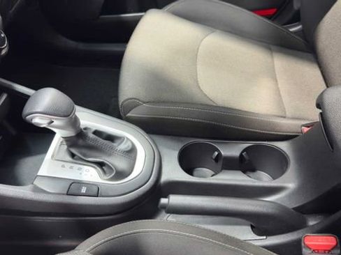 Used 2023 Kia Forte LXS image 21