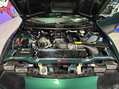 Used 1994 Chevrolet Camaro Z28 image 11