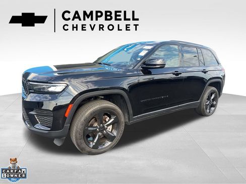 Used 2024 Jeep Grand Cherokee Altitude AWD/4WD image 1