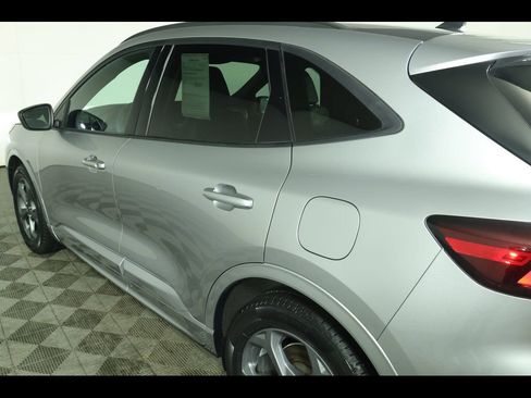 Used 2024 Ford Escape ST-Line w/ Cold Weather Package image 17