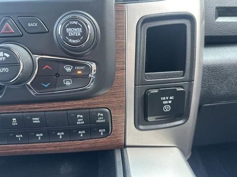 Used 2018 RAM 2500 Laramie image 36