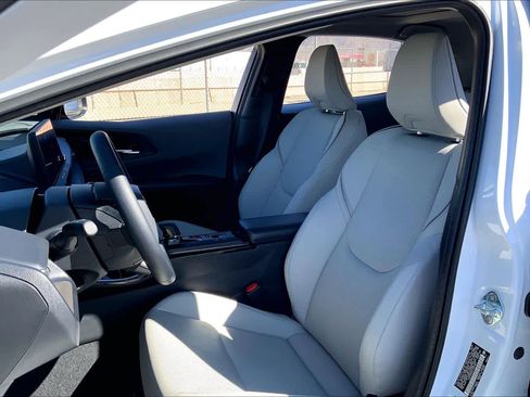 Used 2026 Toyota Prius Limited image 9