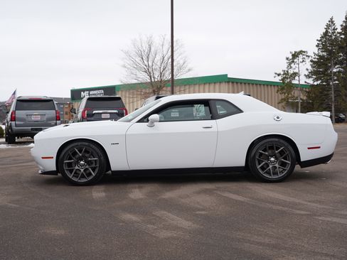 Used 2016 Dodge Challenger R/T w/ Sound Group image 6