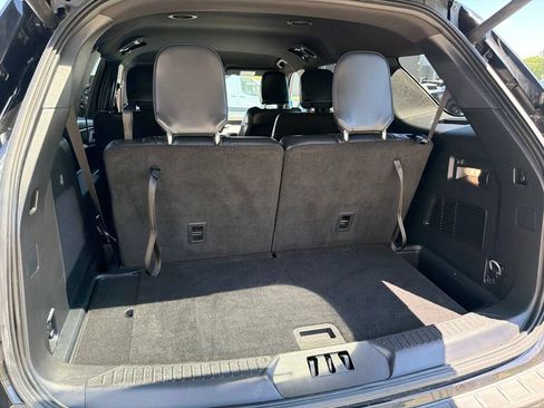 Used 2025 Ford Explorer ST-Line AWD/4WD image 15