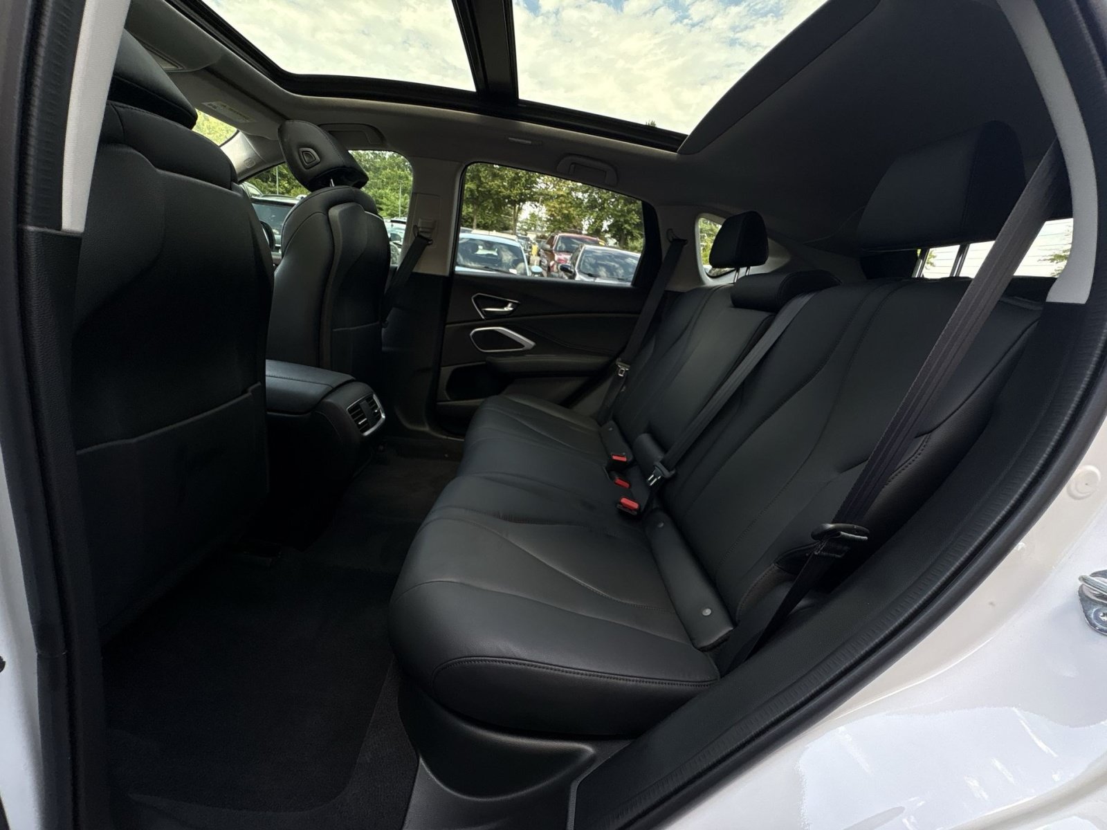 Used 2023 Acura RDX AWD image 25