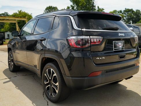 Used 2022 Jeep Compass Limited AWD/4WD image 4