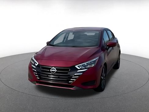 Used 2025 Nissan Versa SV image 16