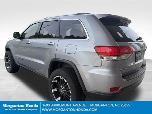 Used 2019 Jeep Grand Cherokee Laredo w/ Laredo X Package AWD/4WD image 6