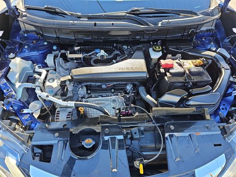 Used 2020 Nissan Rogue S image 31