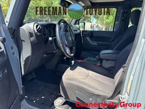 Used 2015 Jeep Wrangler Unlimited Sport w/ Quick Order Package 24S AWD/4WD image 7