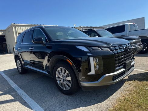 Used 2025 Hyundai Palisade SEL AWD/4WD image 3