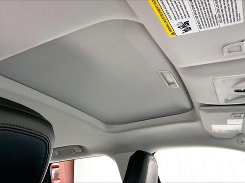 Used 2023 Ford Maverick Lariat w/ Lariat Luxury Package image 22