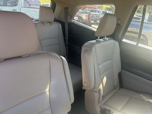 Used 2021 Honda Pilot Touring image 14