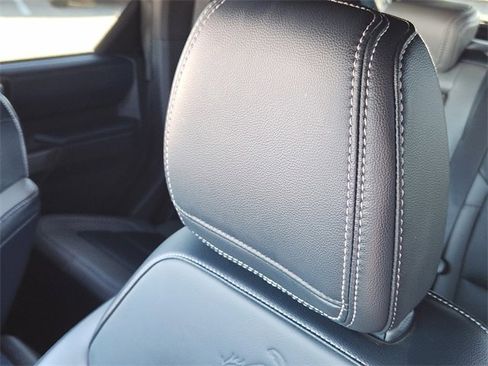 Used 2023 Ford Bronco Outer Banks w/ Sasquatch Package image 16