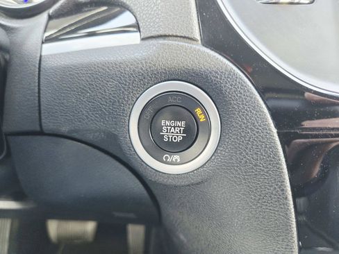 Used 2023 Chrysler 300 S image 35