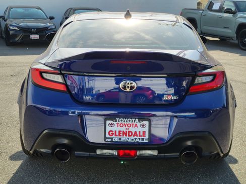 Certified 2022 Toyota GR86 Premium image 6