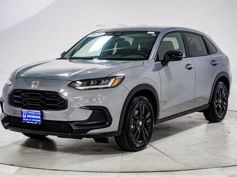 Certified 2026 Honda HR-V Sport image 3