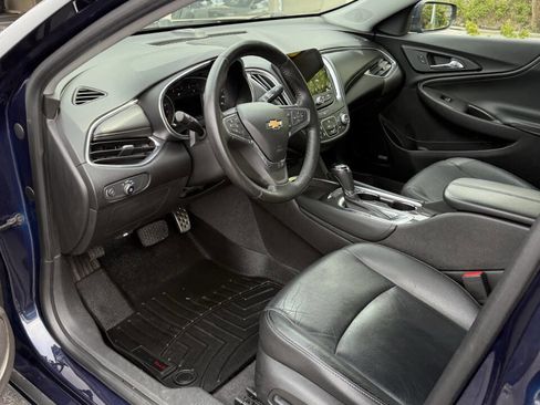 Used 2016 Chevrolet Malibu LT w/ Leather Package image 8