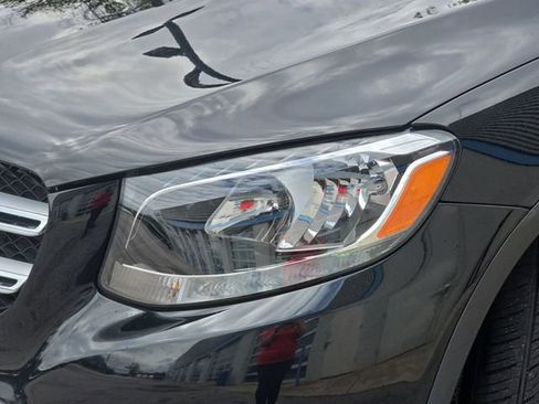 Used 2019 Mercedes-Benz GLC 300 image 31