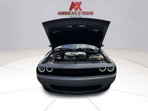 Used 2017 Dodge Challenger SXT Plus image 49