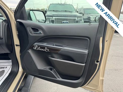 Used 2022 GMC Canyon Elevation w/ Trailering Package image 10