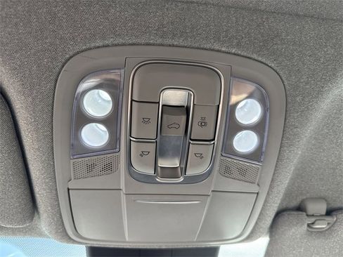 Used 2019 Hyundai Santa Fe FWD image 22