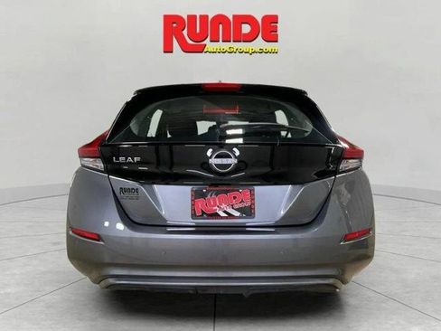 Used 2023 Nissan Leaf S image 4