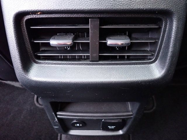 Certified 2023 Ford Edge SEL w/ Convenience Package AWD/4WD image 19