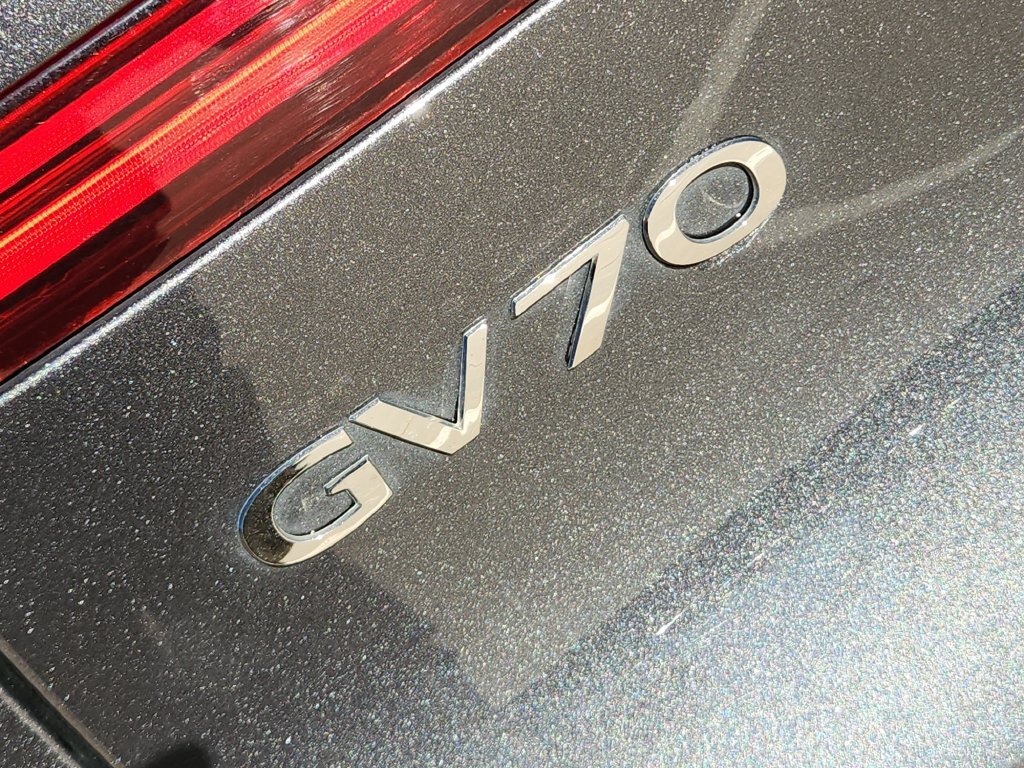 Used 2023 Genesis GV70 2.5T w/ Sport Prestige Package AWD/4WD image 14