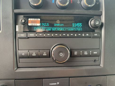 New 2025 GMC Savana 3500 1WT w/ Power Convenience Package image 27