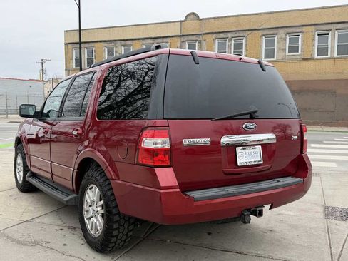 Used 2013 Ford Expedition XLT image 7