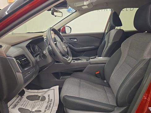 Used 2021 Nissan Rogue SV FWD image 19