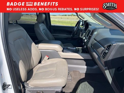Used 2020 Ford Expedition Max Limited w/ Equipment Group 301A image 10