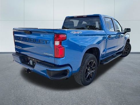 Used 2023 Chevrolet Silverado 1500 Custom w/ LPO, Dark Essentials Package AWD/4WD image 4