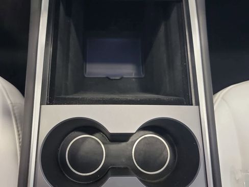 Used 2025 Tesla Model Y Long Range AWD/4WD image 20