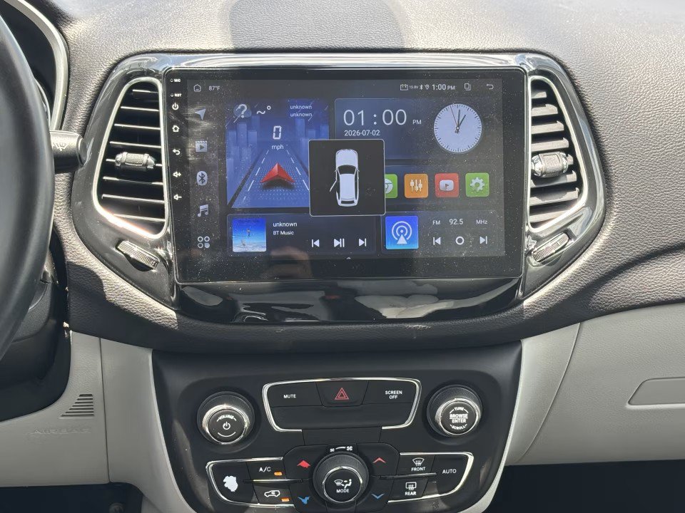 Used 2018 Jeep Compass Latitude w/ Popular Equipment Group FWD image 14